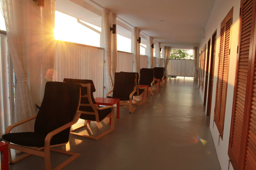Barefeet Naturist Resort (Adults Only) Bangkok Exteriör bild