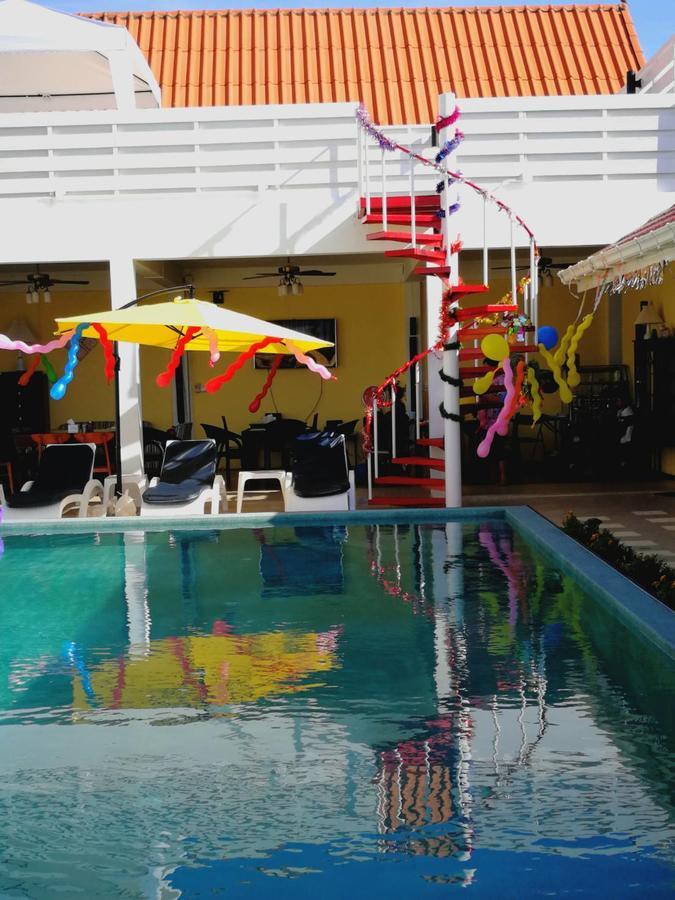 Barefeet Naturist Resort (Adults Only) Bangkok Exteriör bild